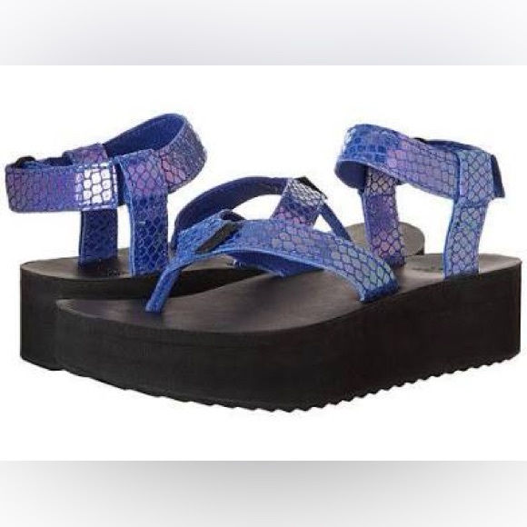 Teva Iridescent Mermaid Platforms - Picture 1 of 13